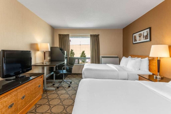 Comfort Inn (Saskatoon)